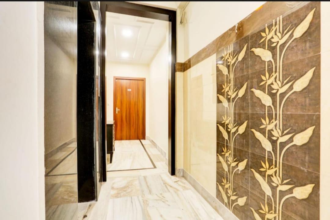Holiday Out Hotel จ๊อดปูร์ ภายนอก รูปภาพ