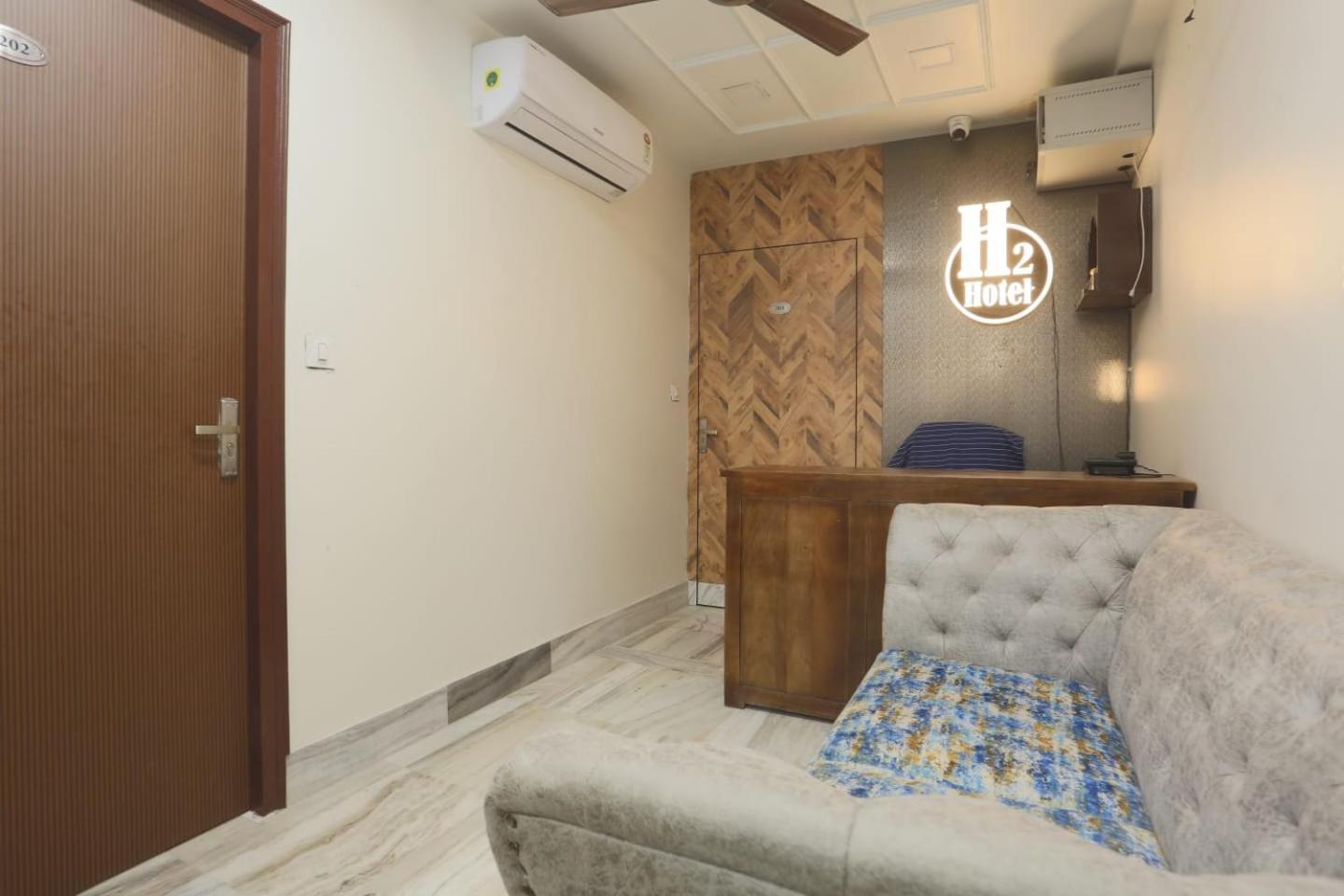 Holiday Out Hotel จ๊อดปูร์ ภายนอก รูปภาพ